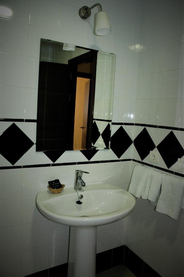 Apartamentos Sancho IV 科迪加纳 外观 照片